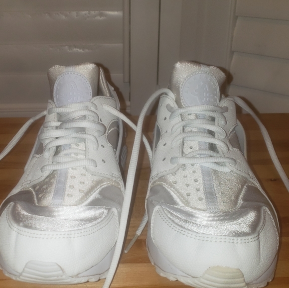 NIKE HURACHES - Picture 2 of 4